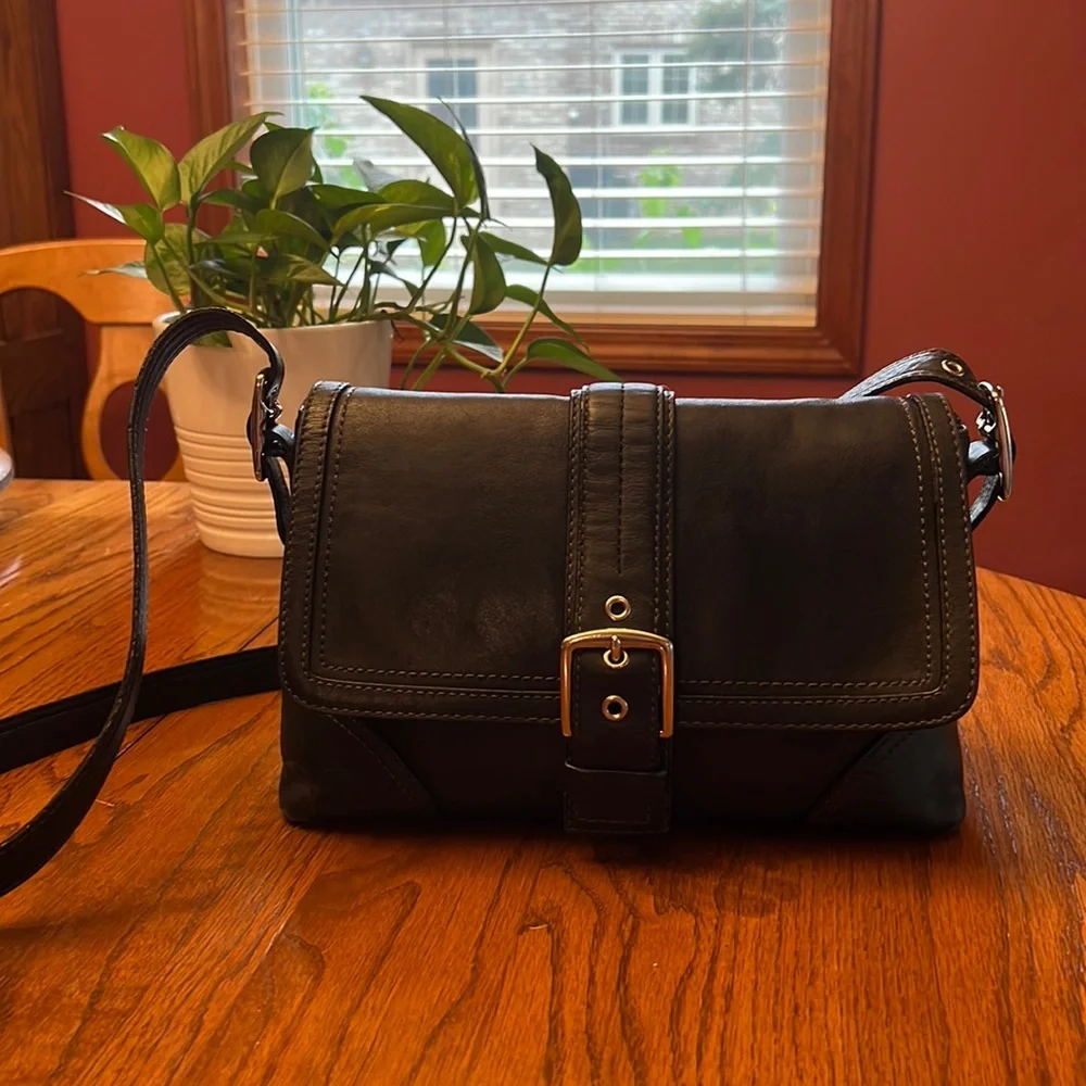 Coach Hampton Black Leather Bag - Picture 1 of 8